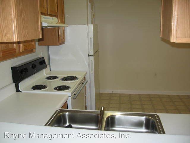 Building Photo - 1110 McKimmon View Ct