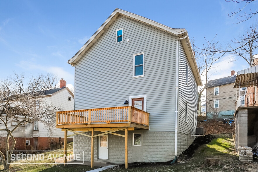 Building Photo - 449 Westminster Ave