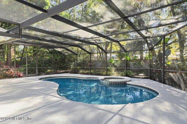 Building Photo - 639 Queens Harbor Blvd