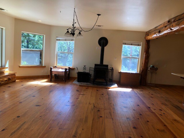 Building Photo - 31777 Lincoln Rd