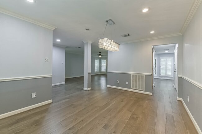 Building Photo - 3030 Jane Long League Dr