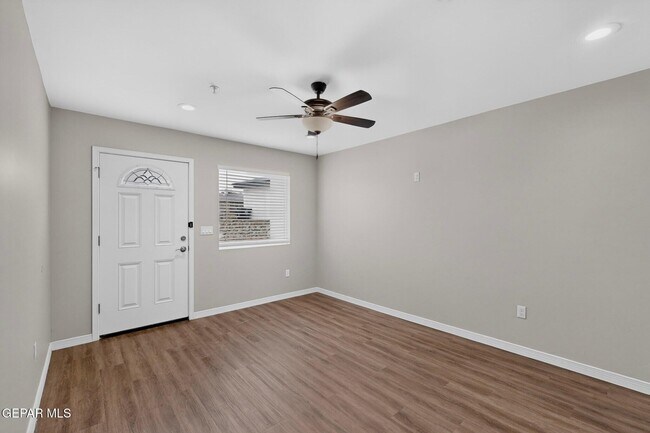 Building Photo - 1483 O Sullivan Dr