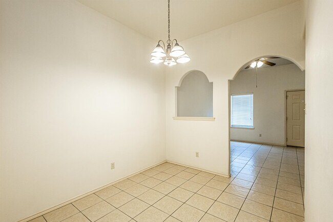 Building Photo - 1220 Rosario St