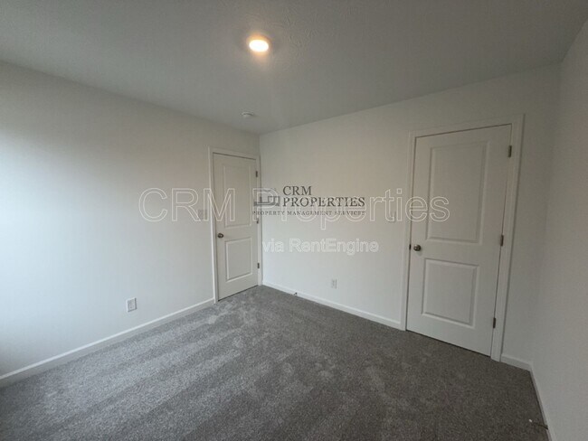 Building Photo - 809 Oyster Bay Dr