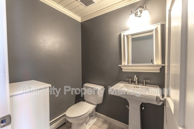 Building Photo - 24 Copeland Dr