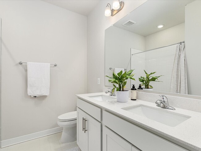 Building Photo - 20835 Owenmore Ter