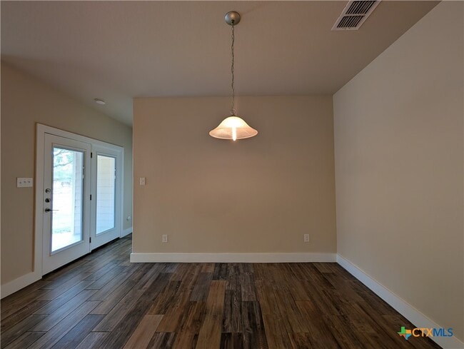Building Photo - 711 Gristmill Dr