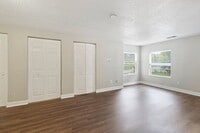 Building Photo - 3609 Balsam Ave