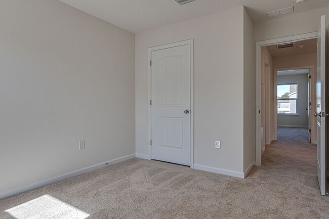 Building Photo - 6473 Flora Court