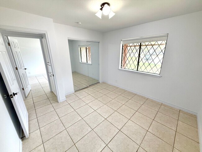 Building Photo - MUST SEE! AVAILABLE NOW! UNIQUE 4 Bedroom/...