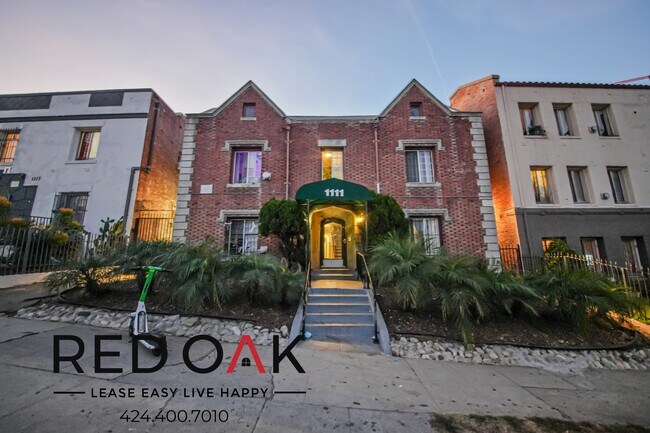 Building Photo - 1111 S Norton Ave