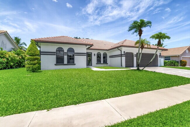 Building Photo - 10099 Canoe Brook Cir