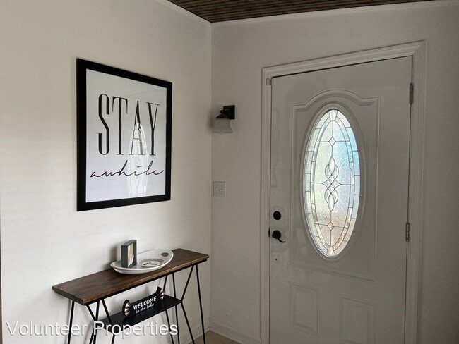 Building Photo - 3 br, 2 bath House - 401 Cleves St.