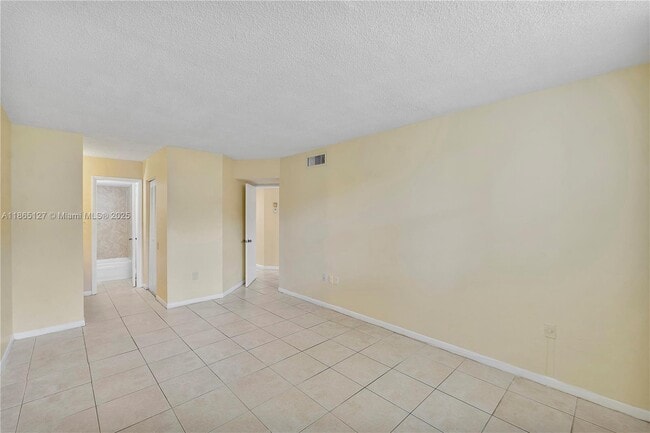 Building Photo - 9091 Lime Bay Blvd