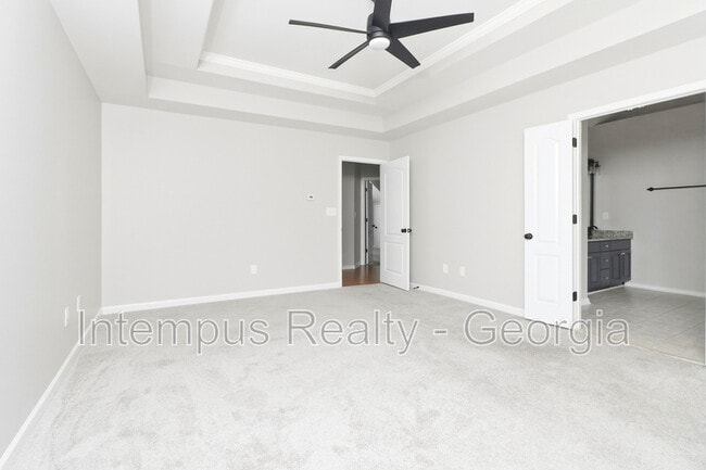 Building Photo - 4241 Moccasin Trail