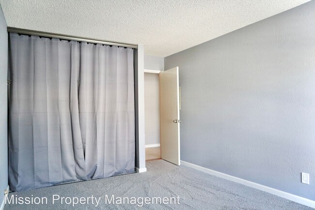 Building Photo - 2 br, 2 bath House - 39821 Cedar Blvd Unit...