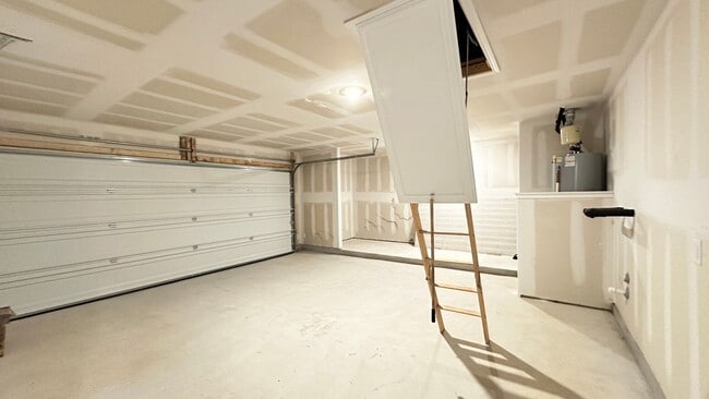 Building Photo - 170 Tofalla