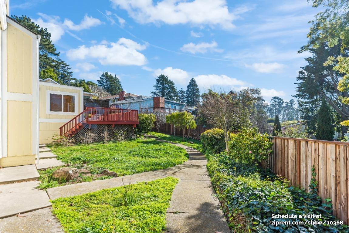 Building Photo - 8590 Terrace Dr