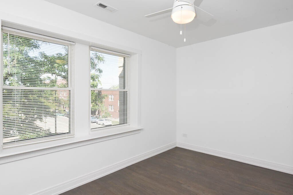 Building Photo - 3759 N Kimball Ave