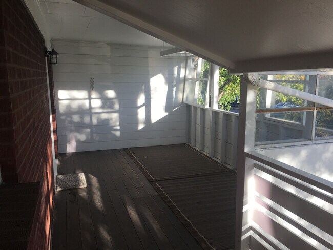 Building Photo - 10341