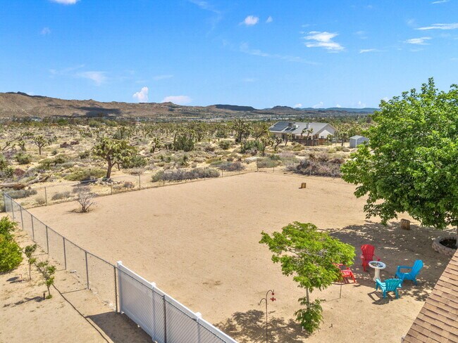 Building Photo - 56034 Desert Gold Dr