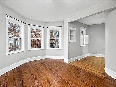 Building Photo - 1773 W 47th St