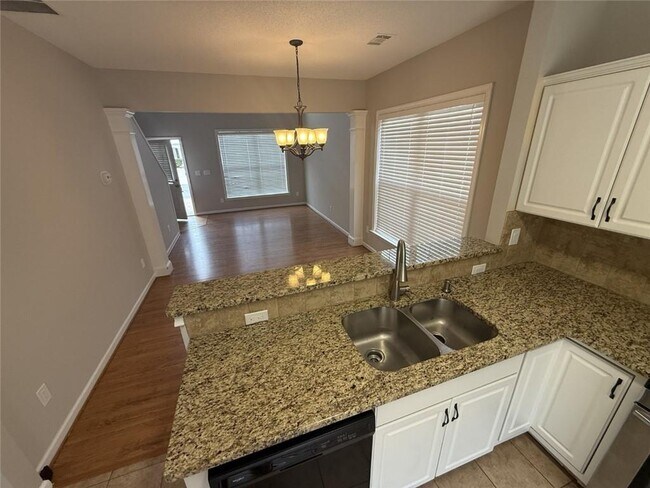 Building Photo - 10965 Wittenridge Dr