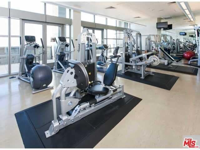 Building Photo - 1155 S Grand Ave