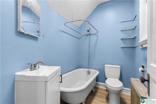 Building Photo - 746 N Washington St