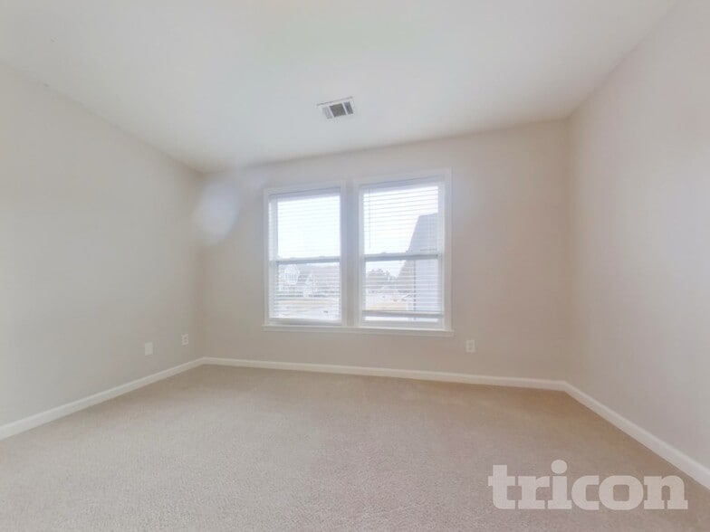 Building Photo - 5275 Argyll Ln