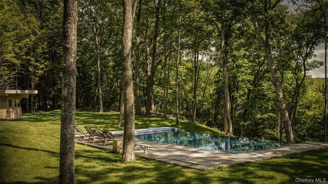 Building Photo - 55 Nordic Dr