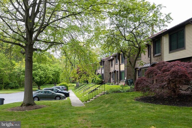 Building Photo - 3473 E Gate Pl