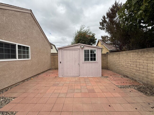 Building Photo - 1422 Eagle Ct