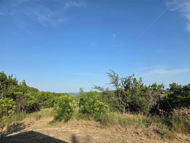 Building Photo - 21600 Long Hill Dr