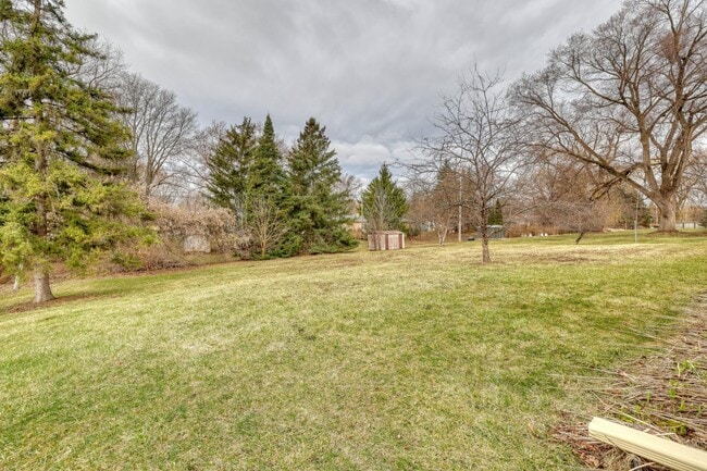 Building Photo - 4465 N 144th St