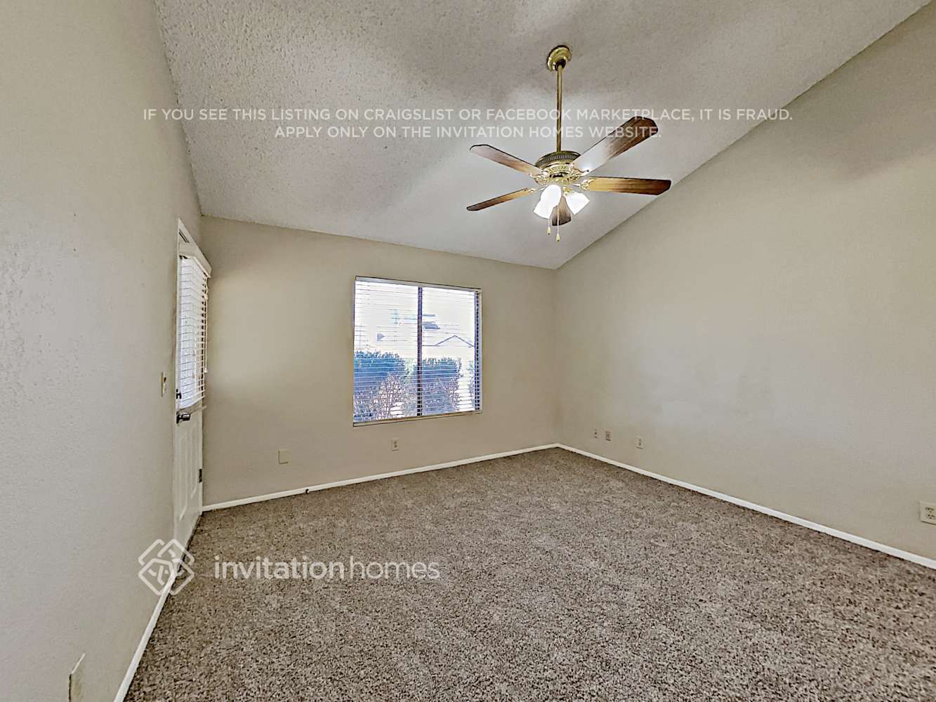 Building Photo - 13020 N 55th Dr