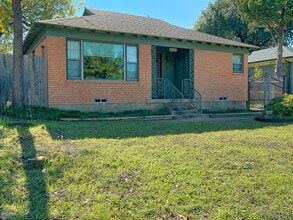 Building Photo - 2318 Elmwood Blvd