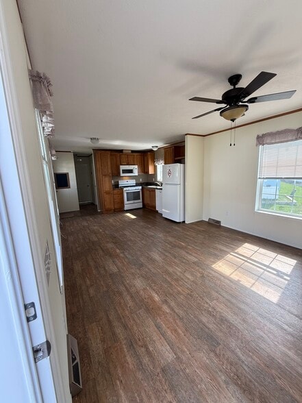 Building Photo - 28 Horner Dr