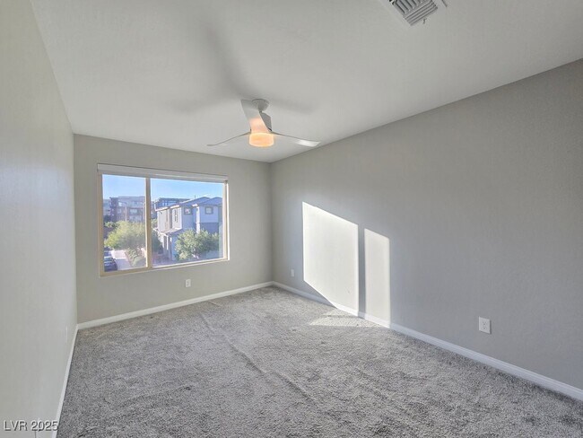 Building Photo - 4160 Elegant Chateau St