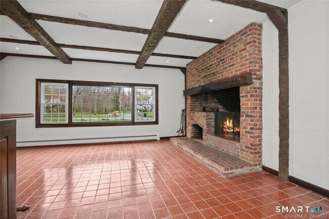 Building Photo - 5 Turtleback Ln