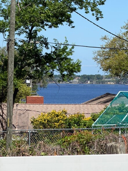 Building Photo - 268 2nd St