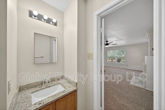 Building Photo - 3580 Olde Moss St
