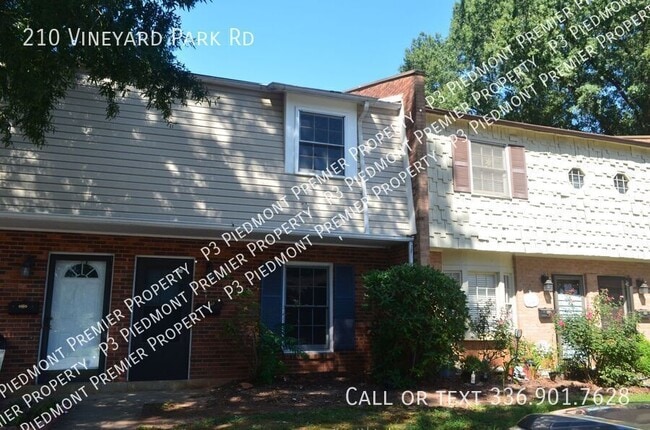 Building Photo - 210 Vineyard Park Rd