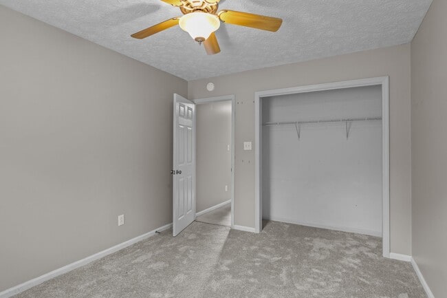 Building Photo - 300 Foxhall Rd