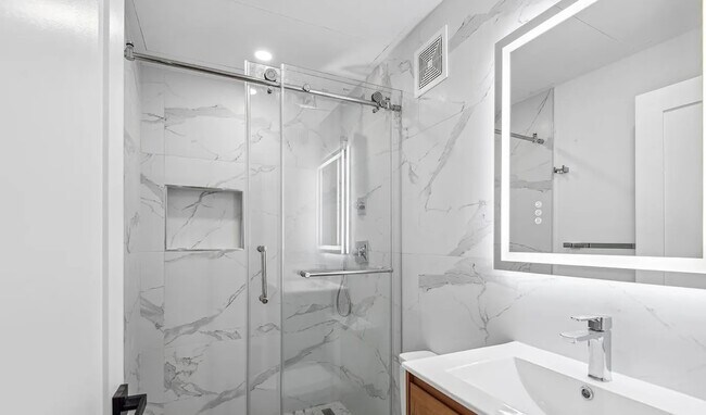 Building Photo - 1714 Euclid St NW