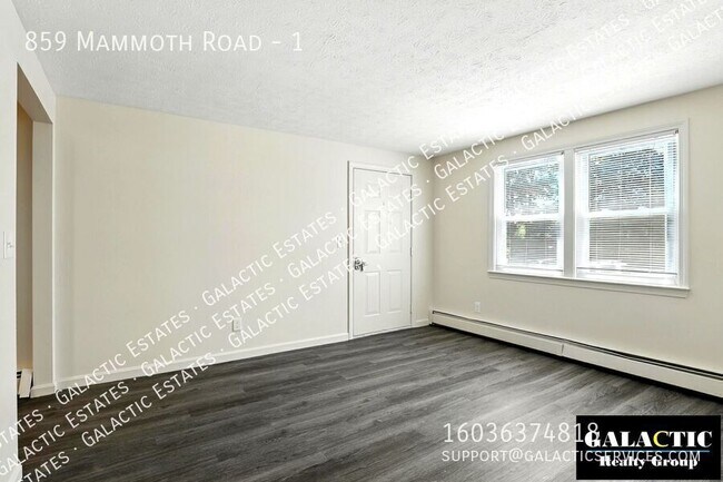Building Photo - 859 Mammoth Rd