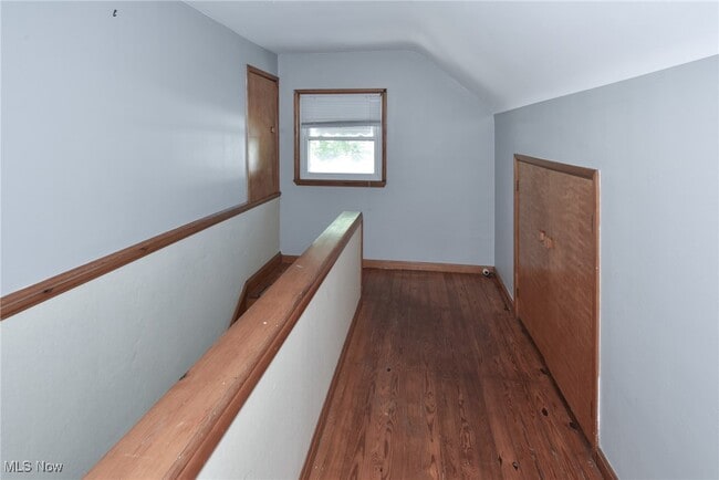 Building Photo - 3146 Warren Rd