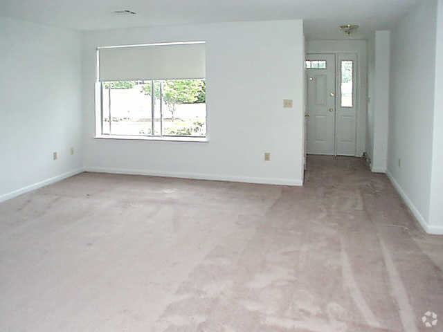 Living Room - Meadow Ridge Apartment Homes