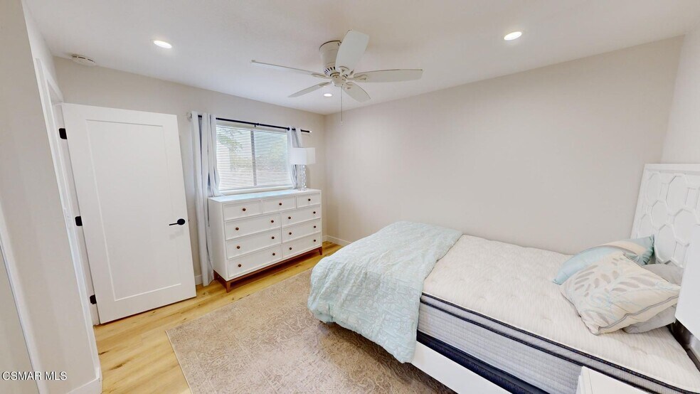 Building Photo - 416 Shoreview Dr