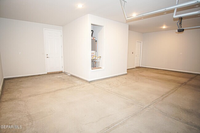 Building Photo - 13717 Eccles Rd
